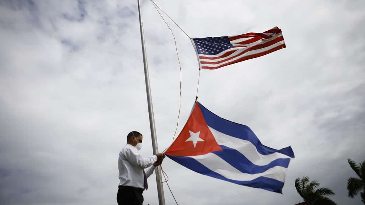 EE. UU. sanciona a banco cubano por beneficiar "desproporcionadamente" a militares