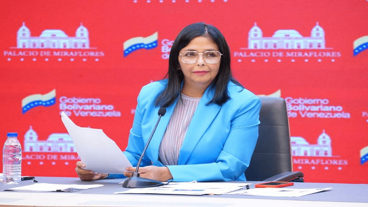 Vicepresidenta chavista pide investigar a Guaidó por impedir acceso a vacunas anti covid-19