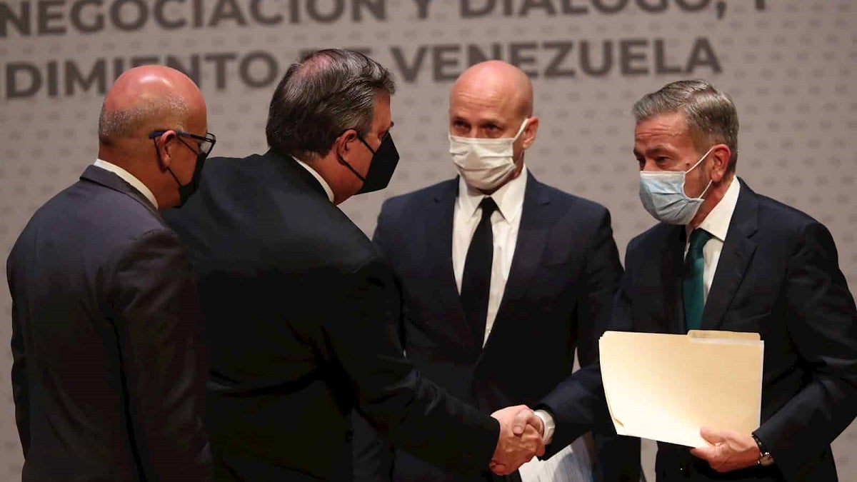 Diálogo entre régimen y oposición / Foto referencial