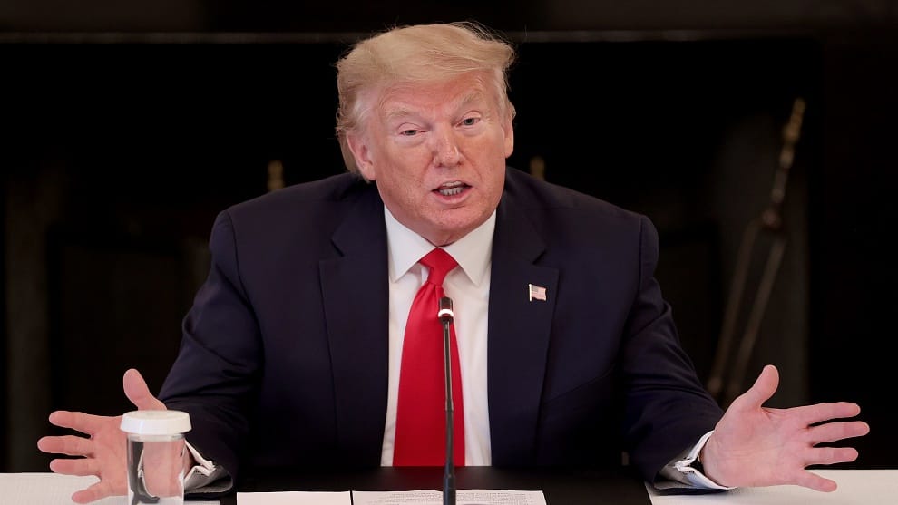 Trump: Sólo me reuniría con Maduro para discutir una salida pacífica del poder