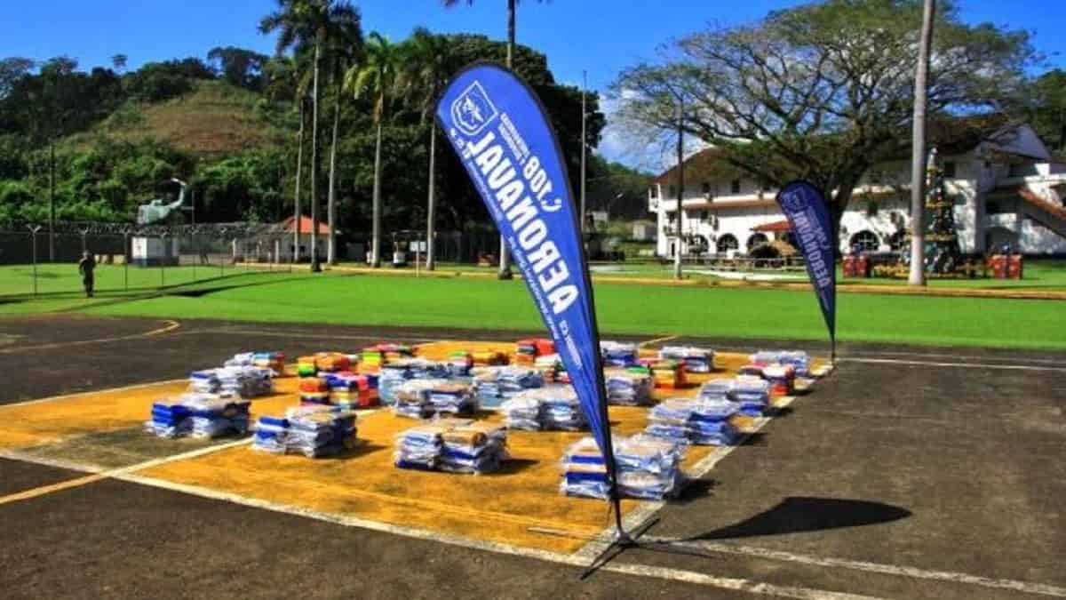 Cargamento de droga confiscado por el Servicio Nacional Aeronaval de Panamá / Cortesía