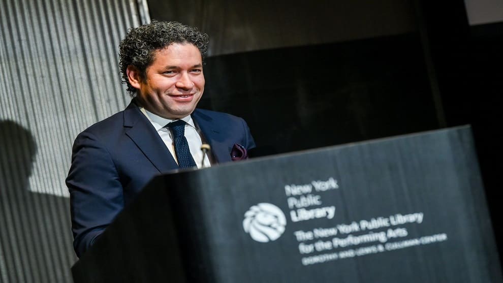 Gustavo Dudamel ofrece unas palabras tras recibir la Medalla Páez de las Artes de 201