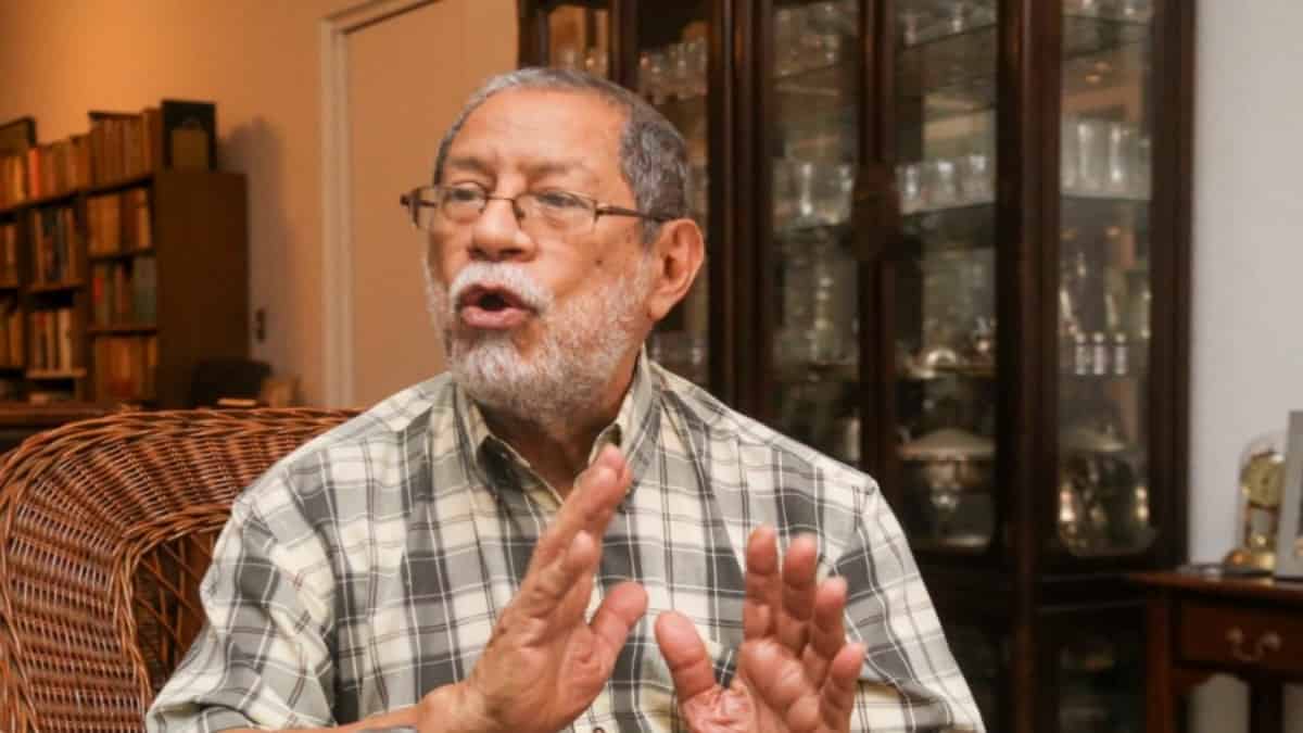 Edgard Parrales, quien también fue sacerdote, apoyó la Revolución Sandinista de los años 1980. Foto: NuevoDiario NI