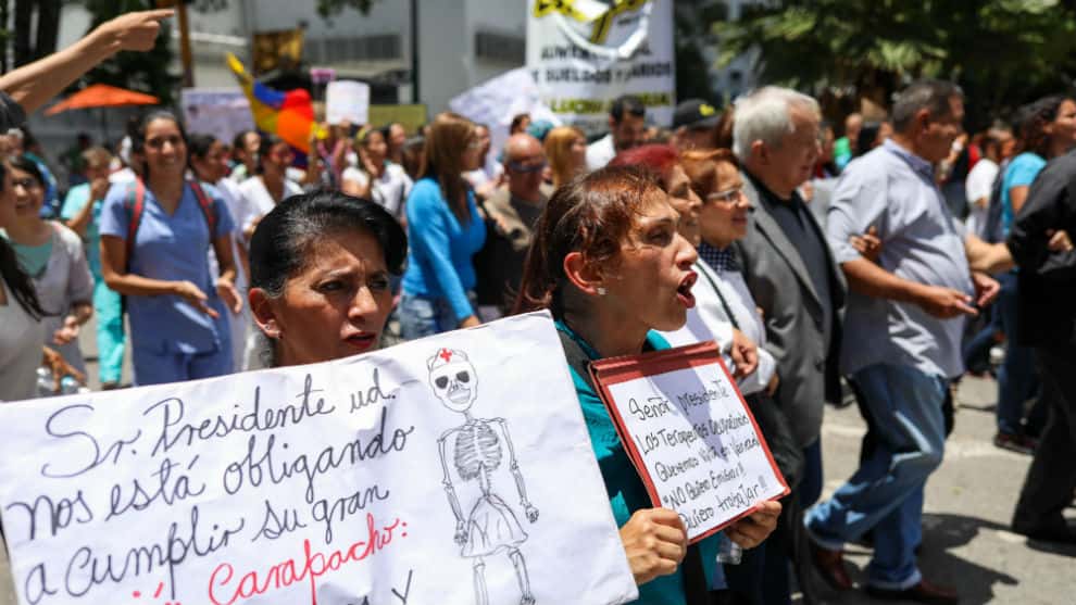 Venezolanos en España piden corredor humanitario