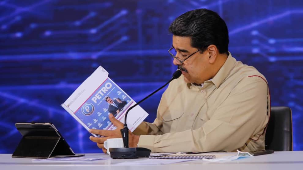 Maduro habilita Banco de Venezuela para compra y venta de Petros