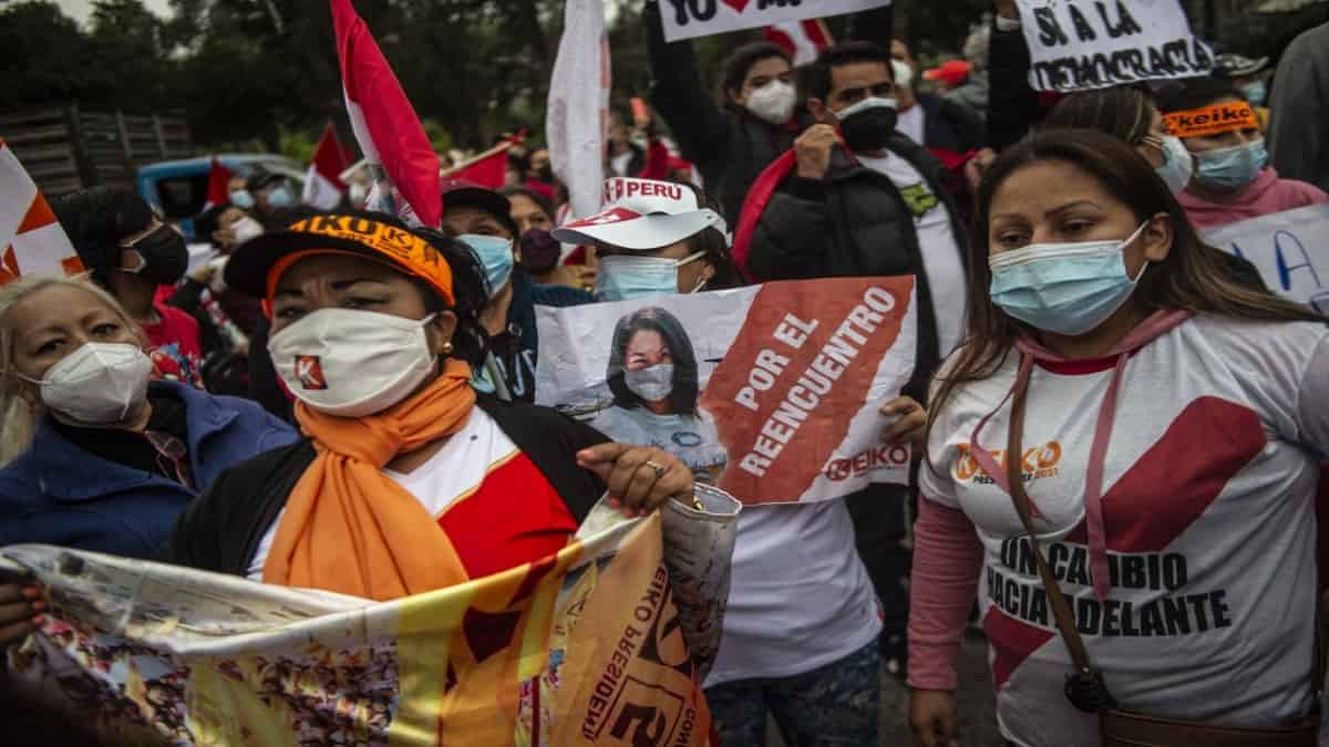 Tensión social en Perú por el conteo de votos de las elecciones presidenciales en Perú. Foto: AFP