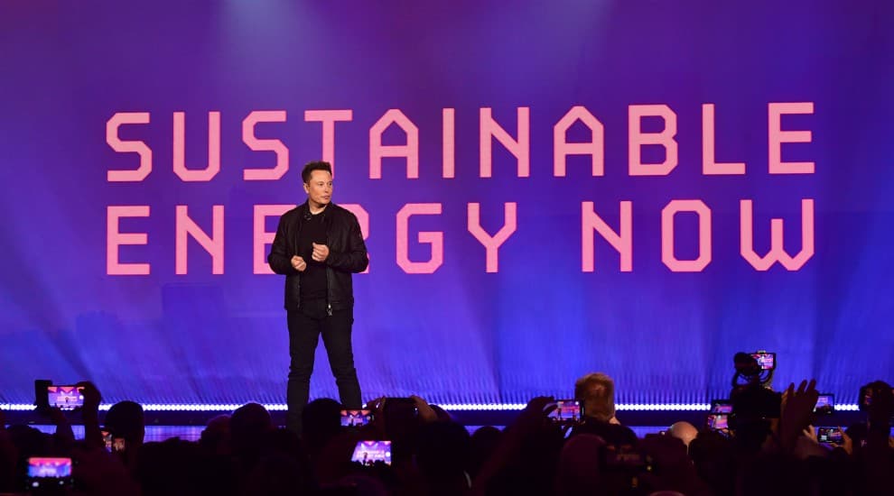 ¿Mal boceto? Oleada de memes y burlas por el diseño de la nueva camioneta de Tesla