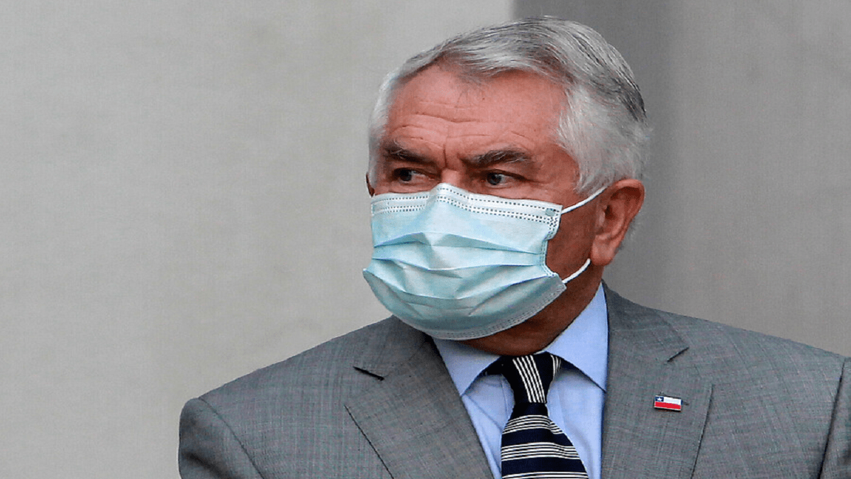 Enrique Paris, Ministro de Salud de Chile