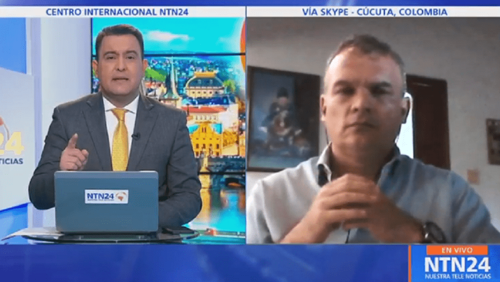 Más de 1.800 venezolanos esperan en la frontera de Colombia para regresar a su país