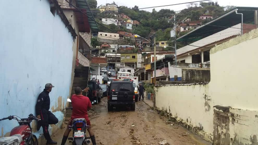 Fuertes lluvias afectan a Vargas