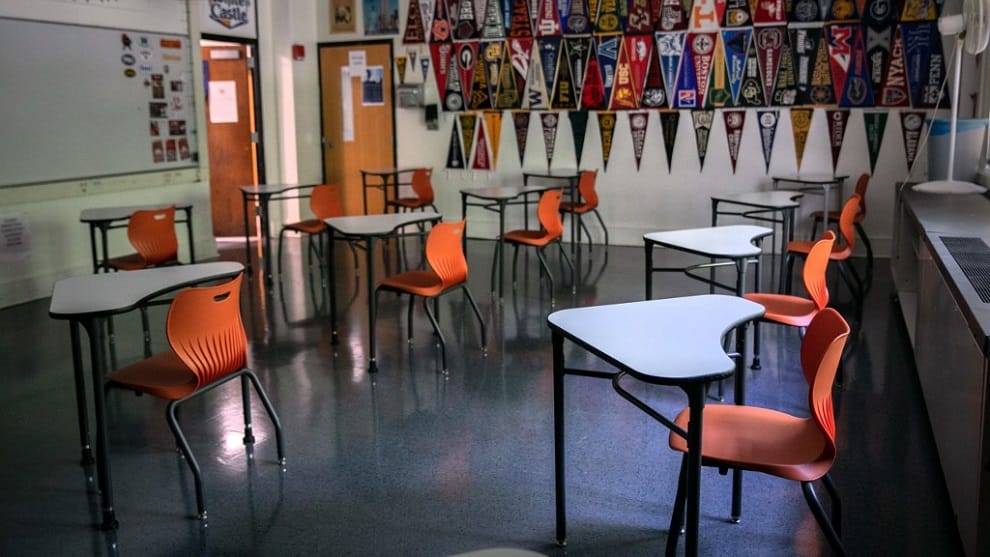 Canadá destina 1.520 millones de dólares para reabrir las escuelas