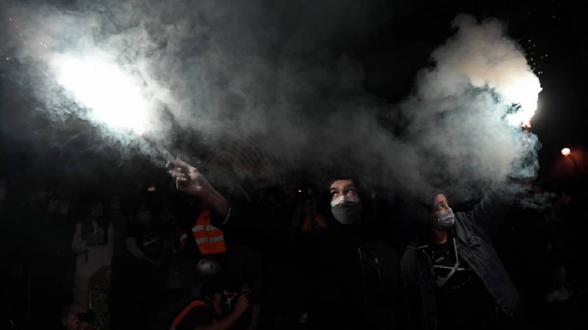 Foto AFP Segunda noche de disturbios en España por restricciones contra el covid-19