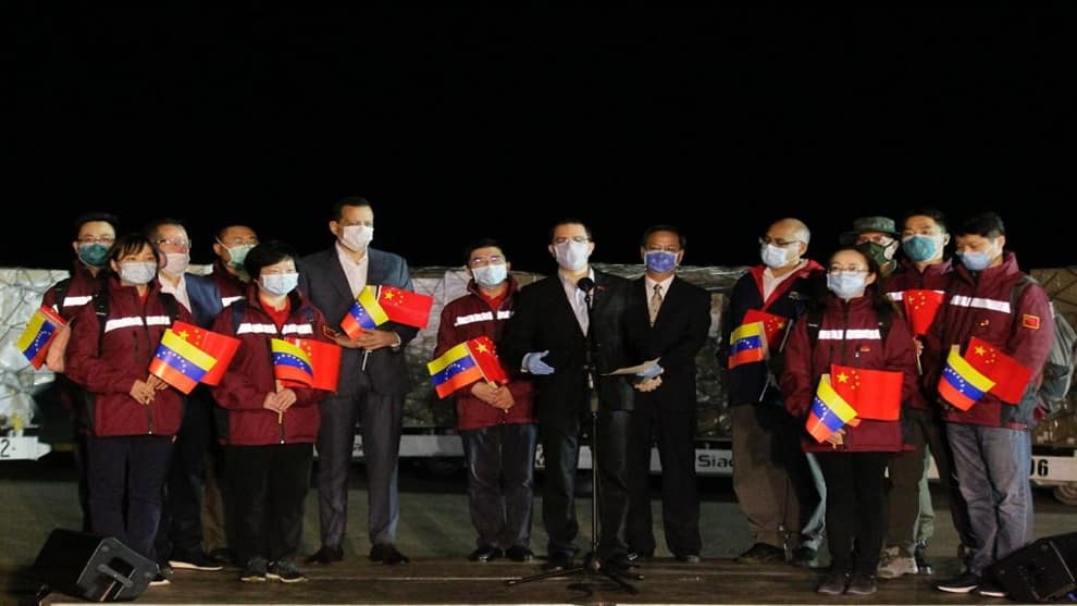 Misión médica china llegó a Venezuela para luchar contra coronavirus