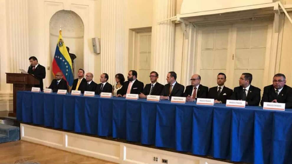 Magistrados en el exilio iniciarán este jueves juicio contra Maduro Magistrados en el exilio