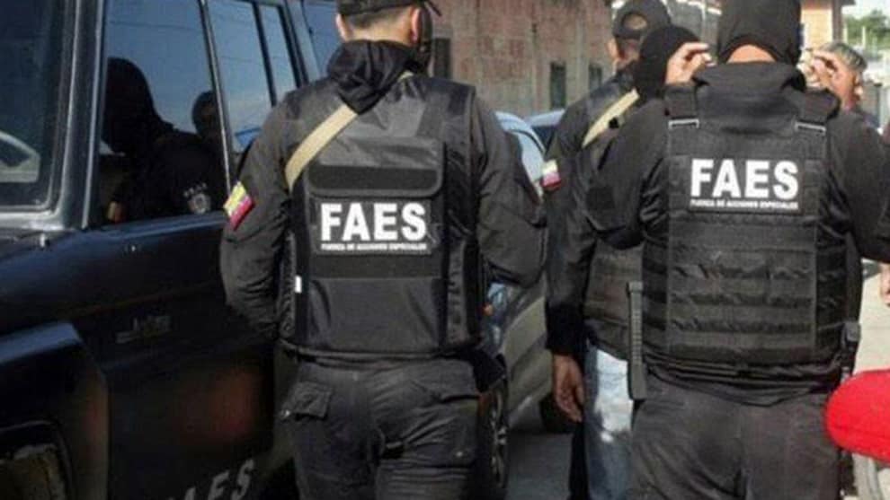 Desmantelan dos estudios clandestinos de pornografía en Caracas