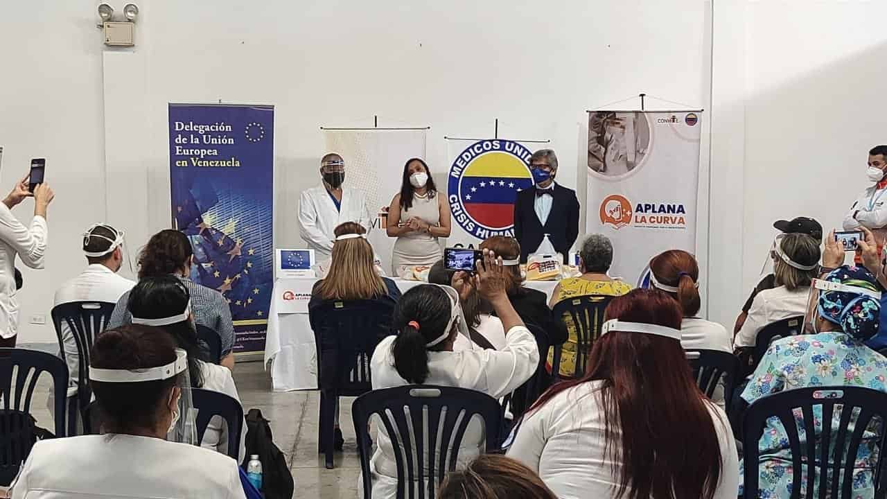 Entrega de kits por parte de la UE | Foto; Cortesía