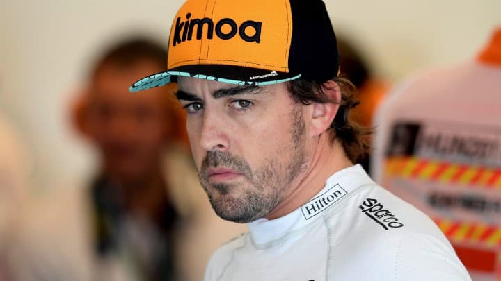 Fernando Alonso abandona la F1