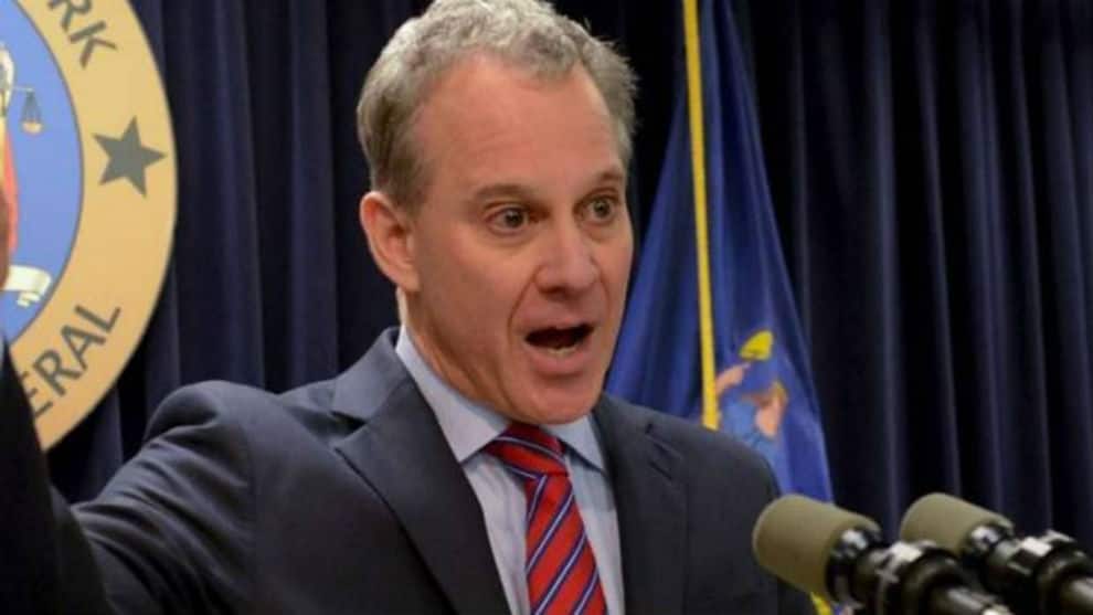 Exfiscal general de Nueva York