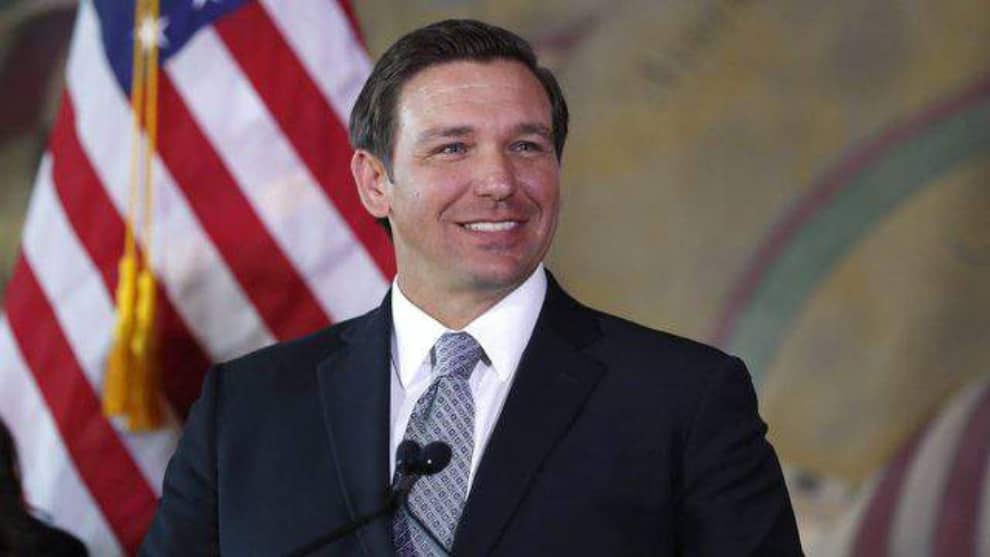 FOTO: AFP Gobernador de Florida declara cuarentena obligatoria por Covid-19