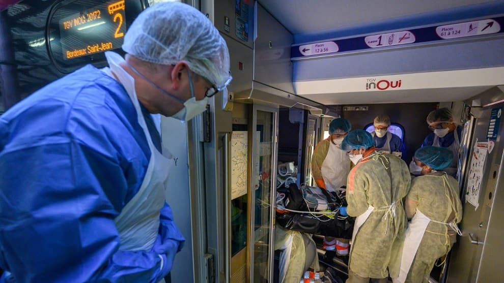 Francia registró 516 muertes y se acerca a 22.000 decesos por coronavirus