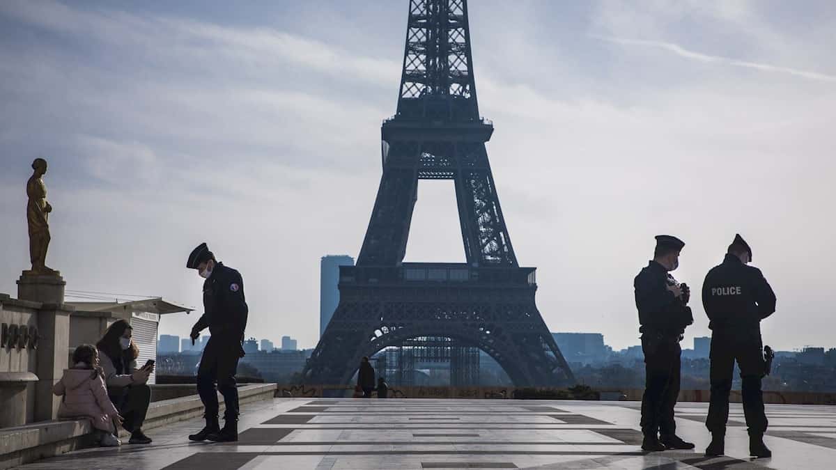 Francia registra 17.565 casos y 190 muertes en hospitales en un día