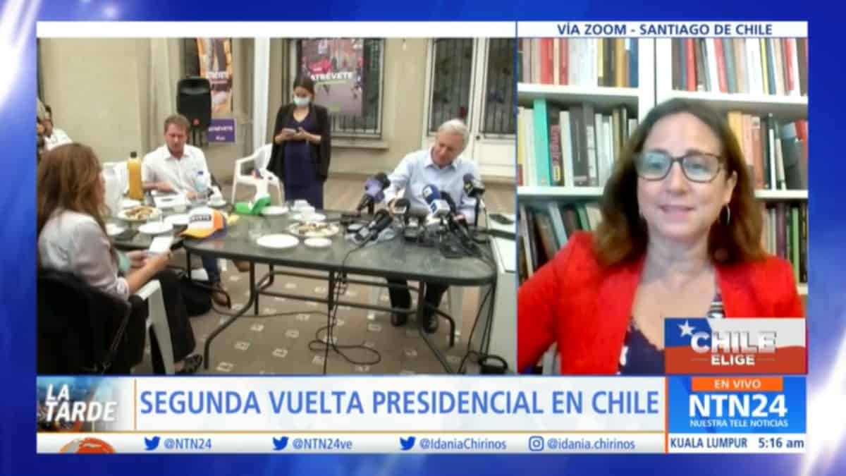 "Muchos chilenos salen a las calles a protestar pero no a votar": Claudia Heiss