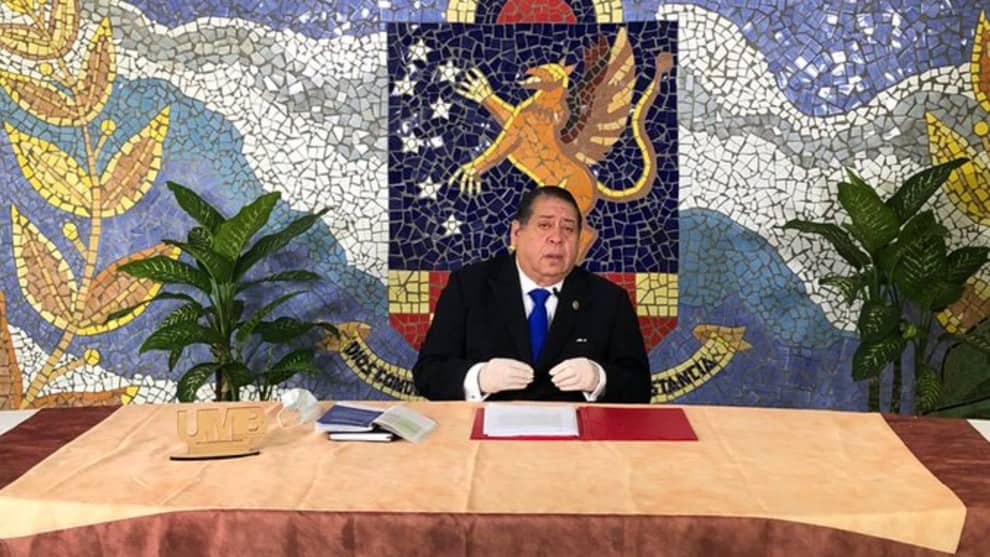 “Estoy muy bien de salud” dice el chavista Escarrá para romper rumores