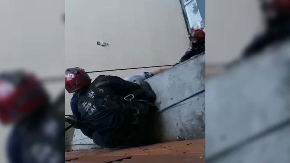 Denunció la desaparición de su novia pero él mismo la habría matado y enterrado en una pared de su casa