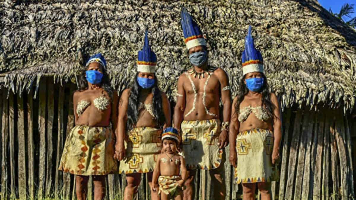 El SARS-CoV-2 ha golpeado duramente a comunidades indígenas en Colombia. Foto: AFP