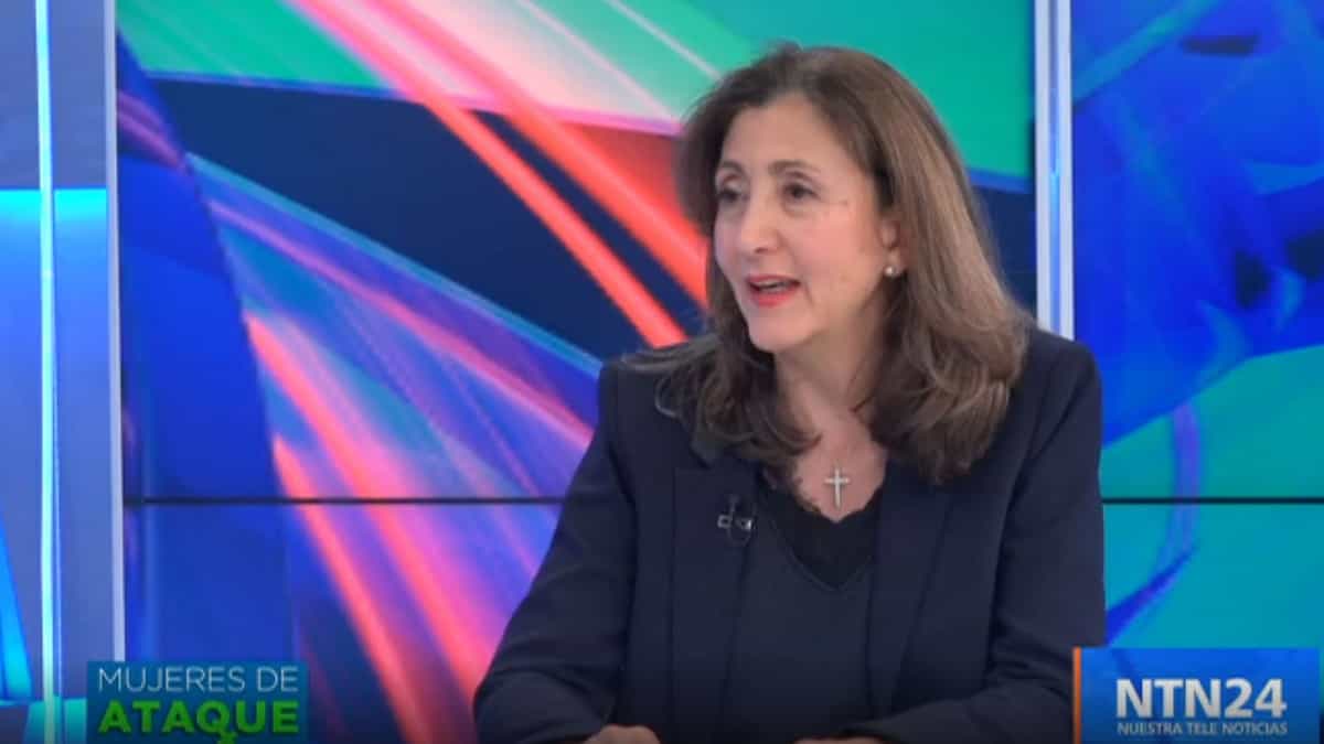Mujeres de Ataque con Juan Lozano: entrevista a Ingrid Betancourt, candidata presidencial de Colombia Mujeres de Ataque con Juan Lozano: entrevista a Ingrid Betancourt, candidata presidencial de Colombia