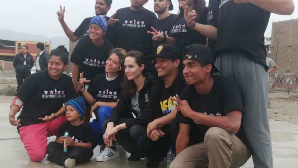 Angelina Jolie con migrantes venezolanos