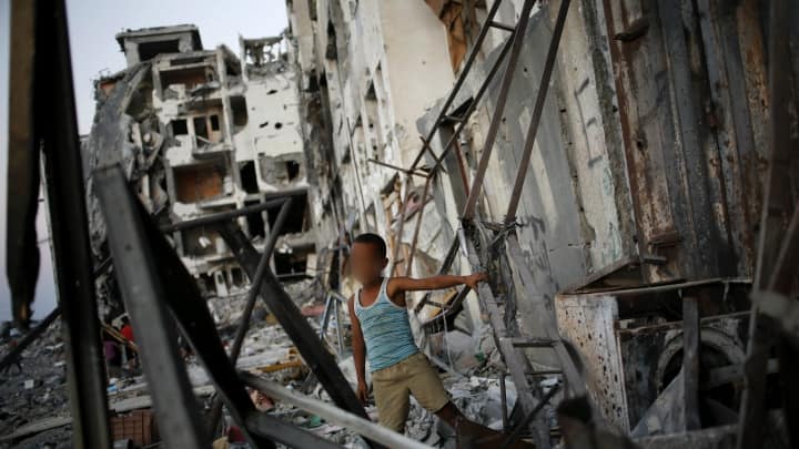 “Peligro inminente” para medio millón de niños por violencia en Libia: UNICEF