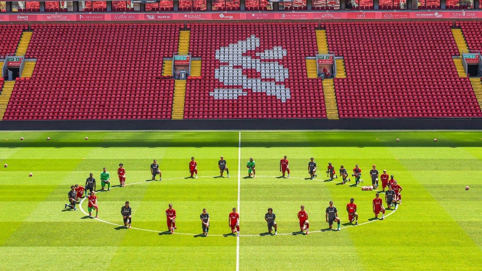 Hasta de rodillas: así homenajearon a George Floyd desde el mundo del fútbol