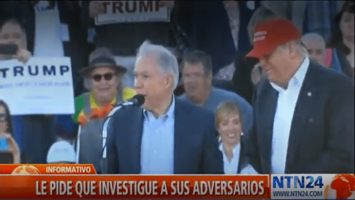 Donald Trump y Jeff Sessions