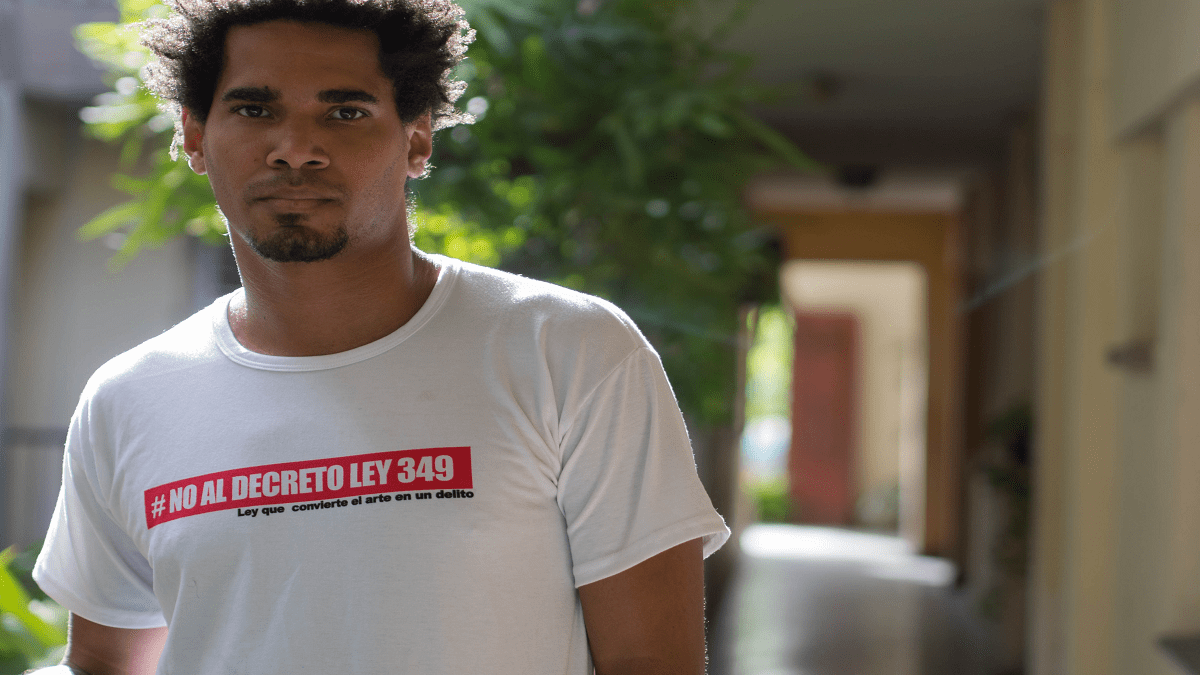 Liberan a artista del Movimiento San Isidro tras un día de ser detenido por régimen cubano