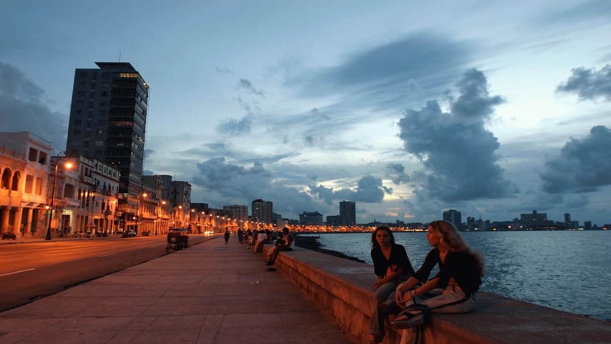 Malecón, Cuba
