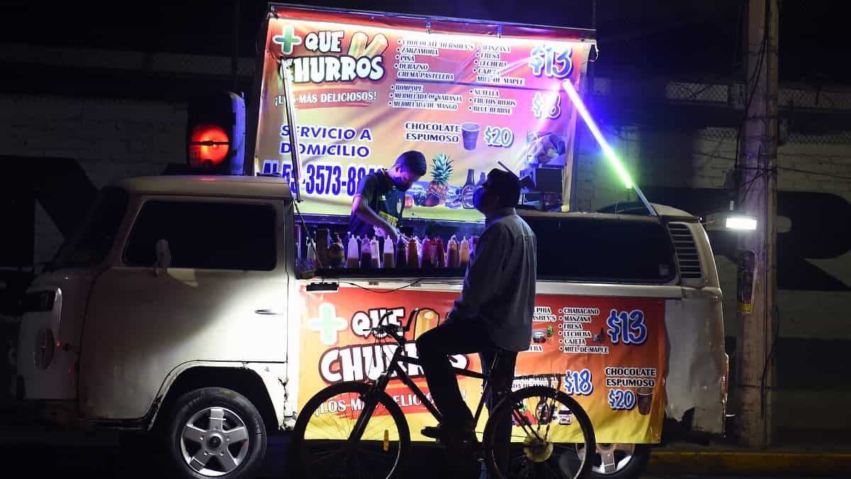 Nuevo confinamiento por covid-19 amenaza a miles de negocios en México