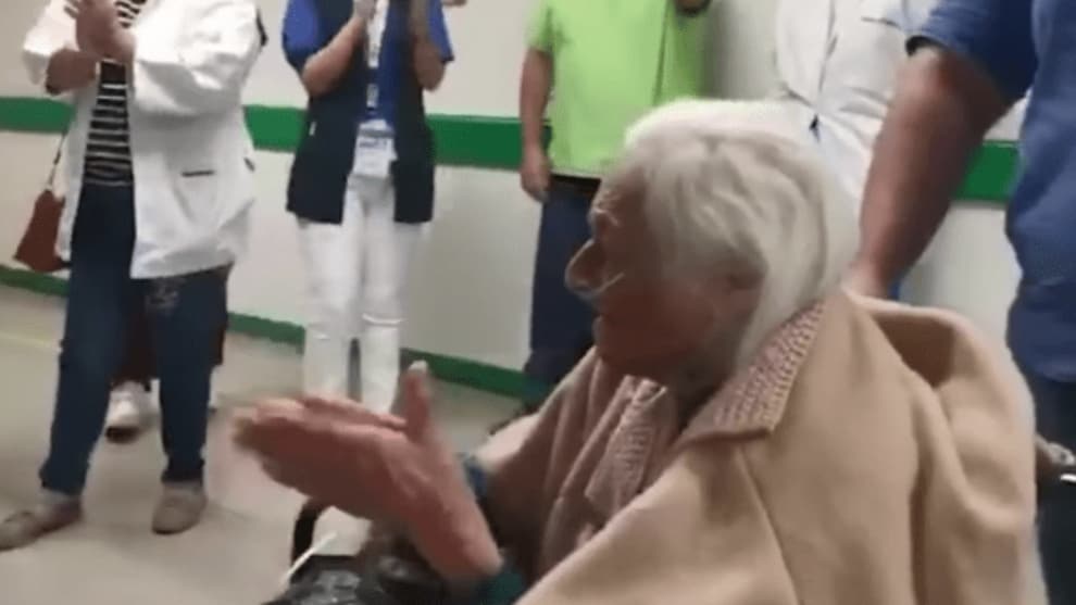 Captura Mujer de 103 años sobrevivió al covid-19 en México