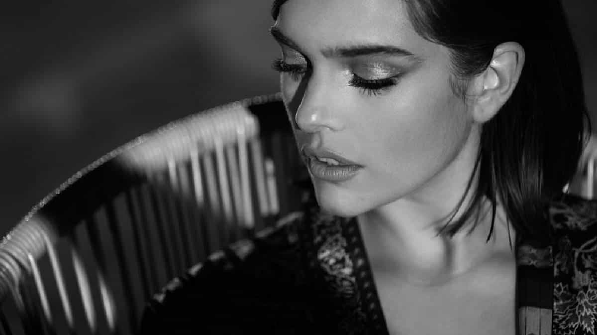 Estas nominaciones las recibe la colombiana después de haberse tomado un año sabático para dedicarse a la maternidad, una experiencia personal que la estrella reflejo en cada una de las canciones de su trabajo discográfico.