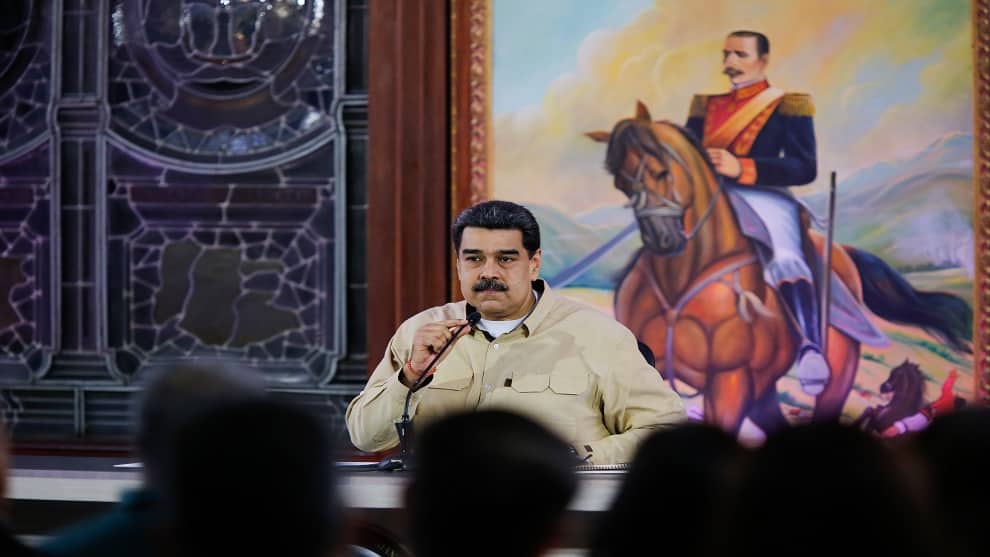 Maduro desplegará "artillería" ante "acciones armadas" contra Venezuela