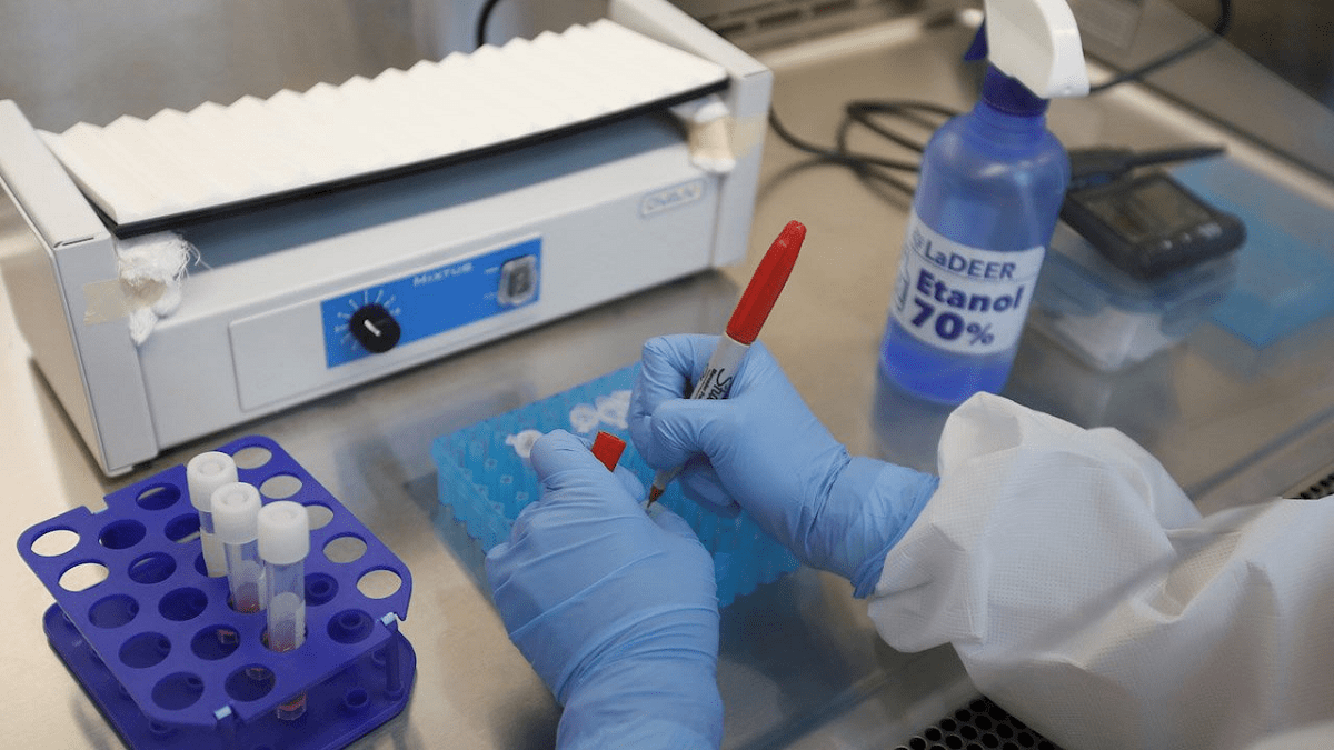 Identifican en EE. UU. un caso de la variante "doble mutante" del coronavirus
