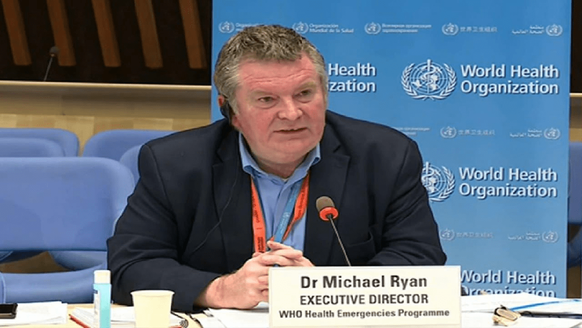 OMS adviertió que tras las primeras vacunaciones no bajarán los casos de covid