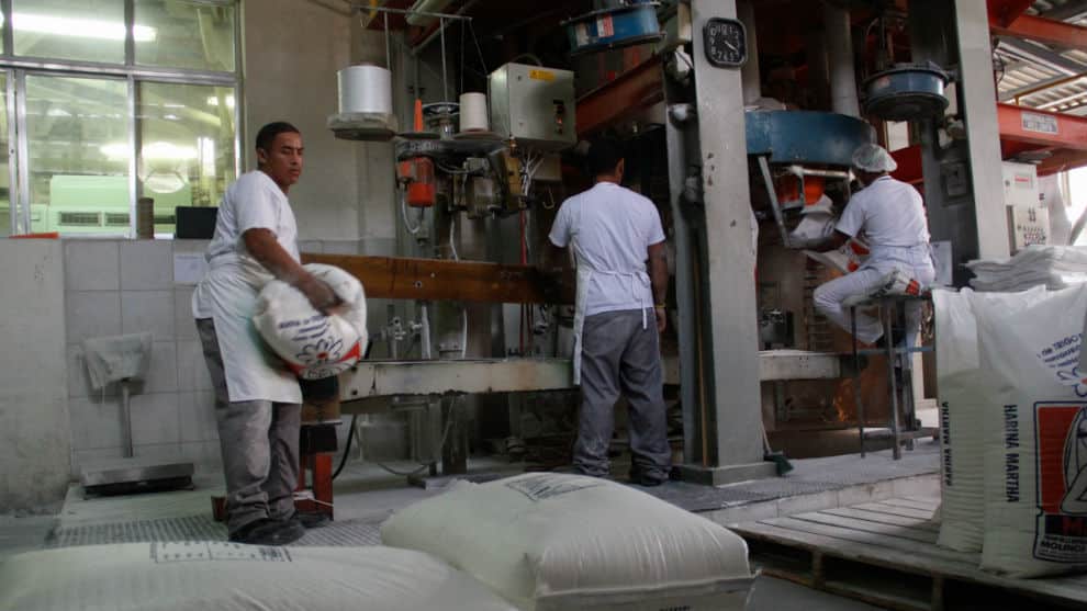 Producción de pan en Vargas