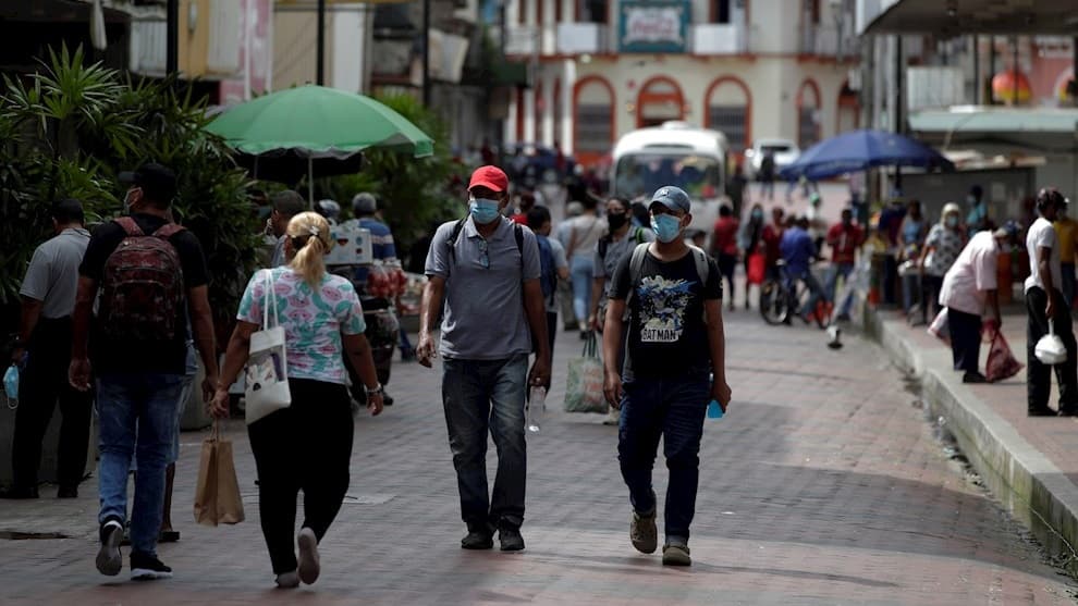 Panamá suspende restricción por género y suaviza toque de queda por pandemia