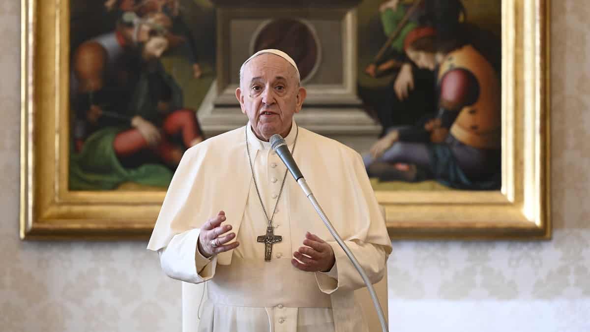 Papa dice que la pandemia puso en evidencia los problemas e injusticias de Latinoamérica