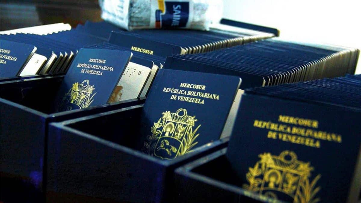 SAIME retomó la impresión de pasaportes y prórrogas tras 9 meses de cuarentena