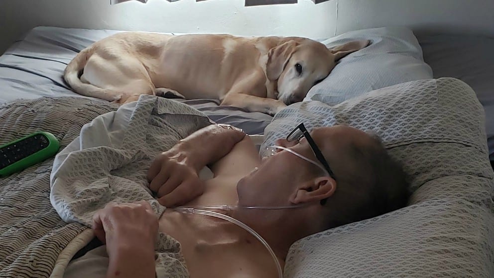 Hombre con cáncer y su perro murieron con apenas minutos de diferencia