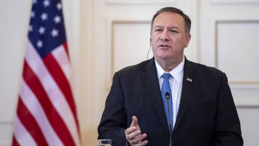 Pompeo afirma que Maduro debe irse y niega otra vez que EE. UU. intentara derrocarlo