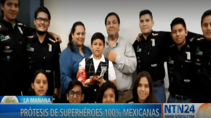 Prótesis de super héroes para niños