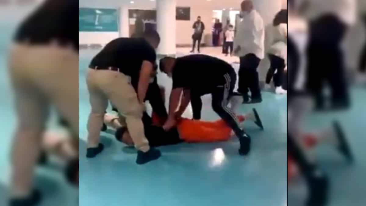 Agresiva actitud de un turista que no quería usar mascarilla armó trifulca en aeropuerto de Puerto Rico